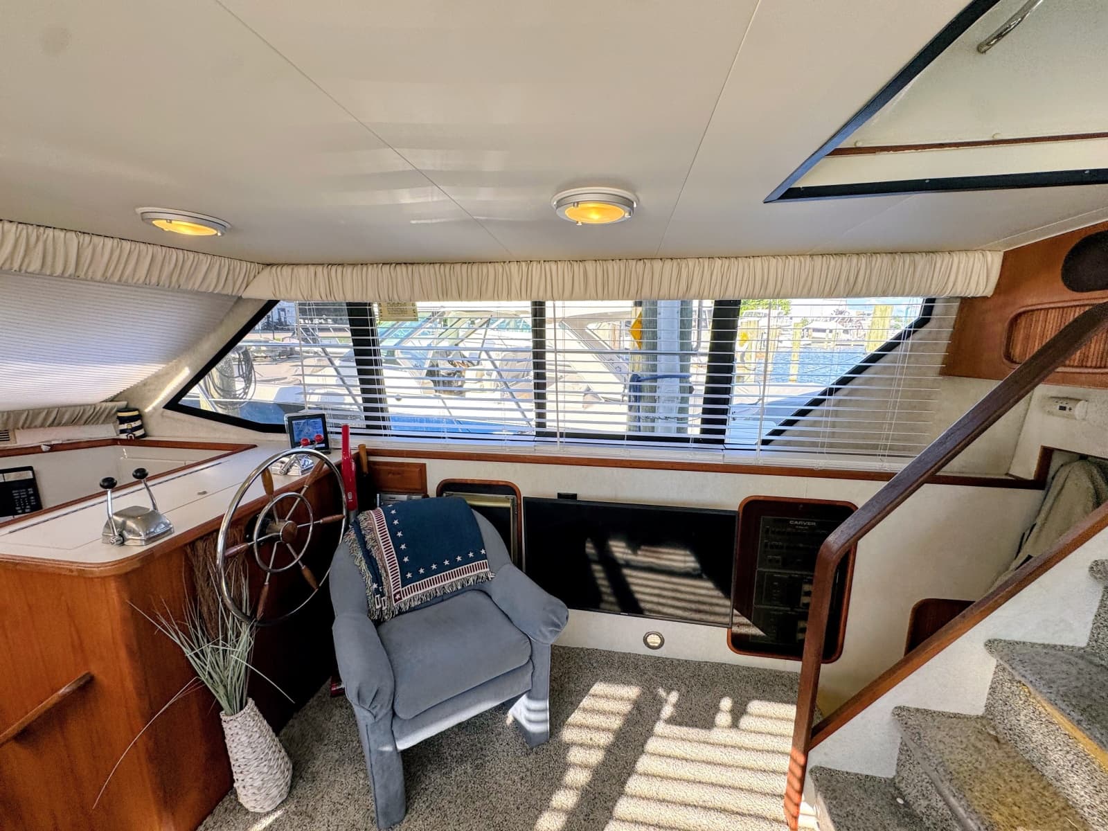 1991 Carver 3608 Aft Cabin Motor Yacht - Photo 40