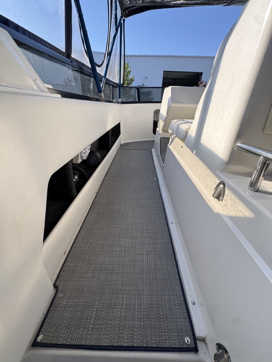 1991 Carver 3608 Aft Cabin Motor Yacht - Photo 20