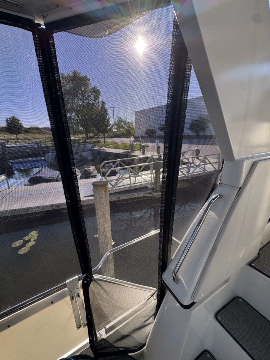 1991 Carver 3608 Aft Cabin Motor Yacht - Photo 25