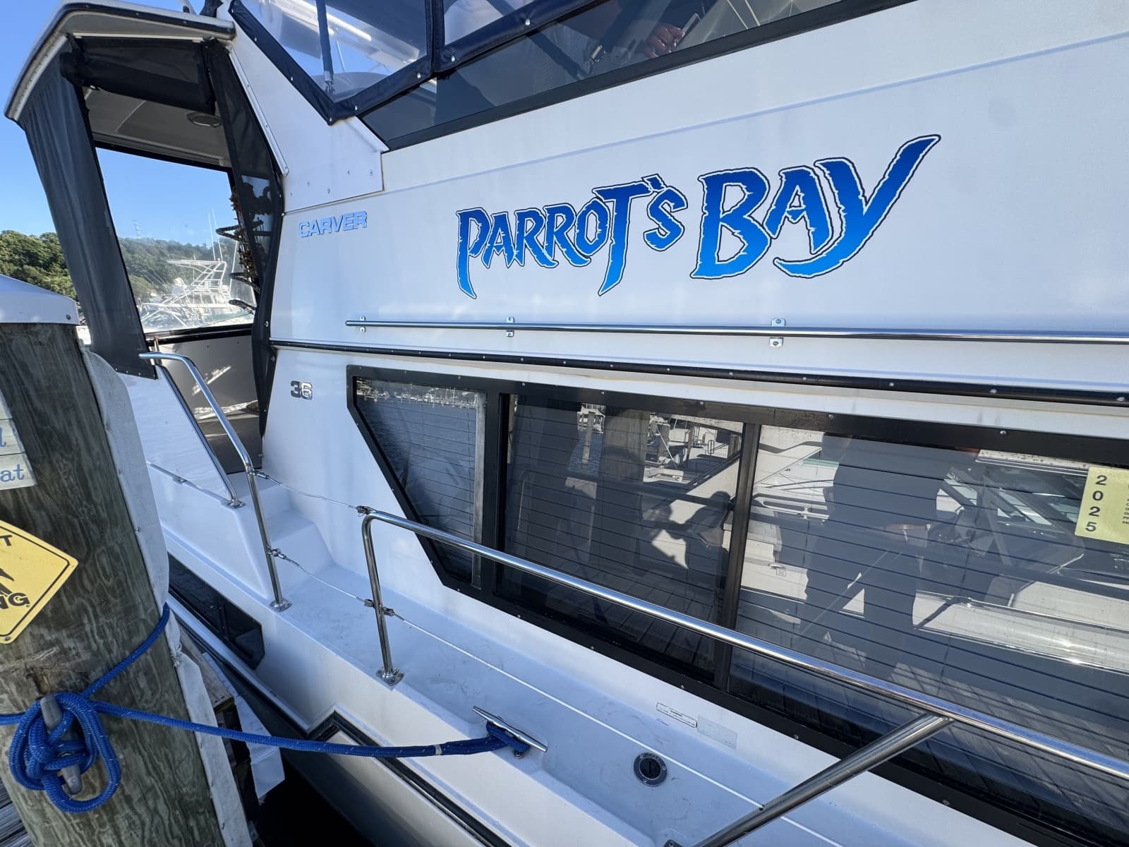 1991 Carver 3608 Aft Cabin Motor Yacht - Photo 14