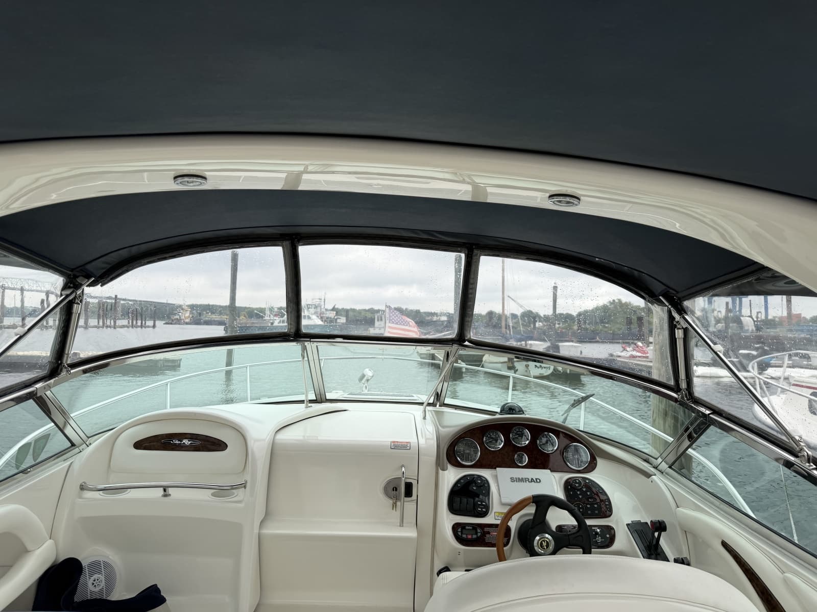 2004 Sea Ray 290 Sun Sport - Photo 3