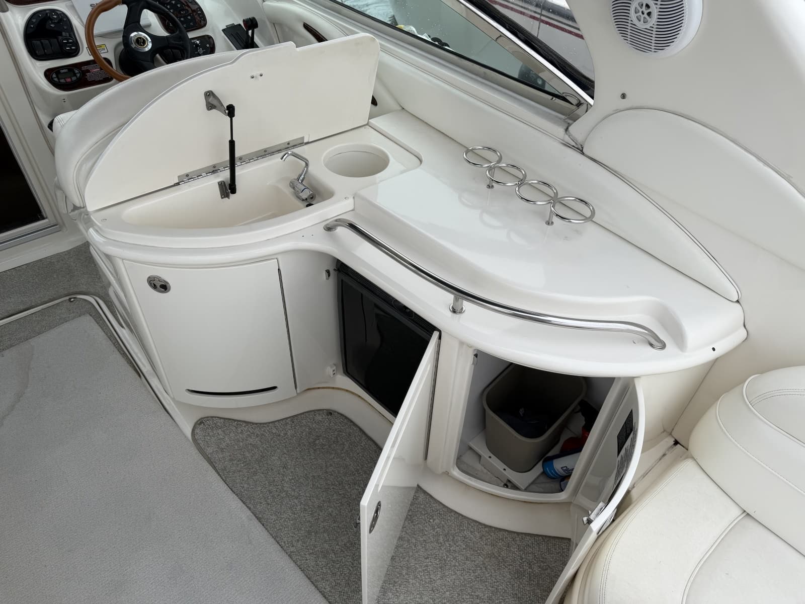 2004 Sea Ray 290 Sun Sport - Photo 8