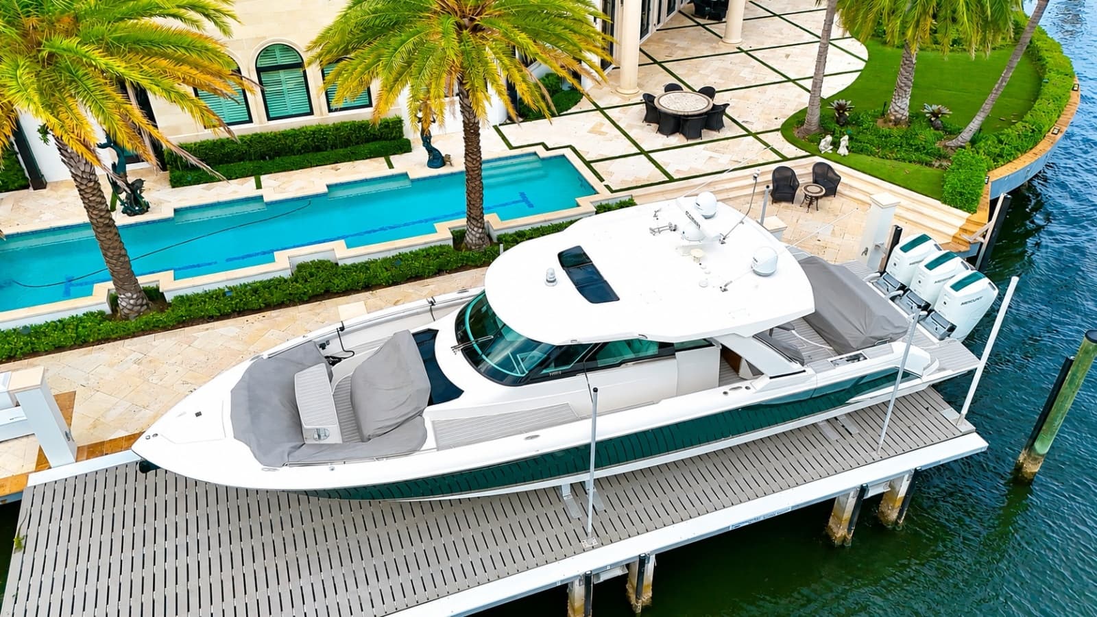 2024 Tiara Yachts 48 LS - Photo 35