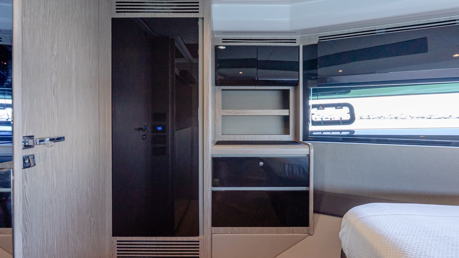 2019 Azimut Atlantis 51 - Photo 41