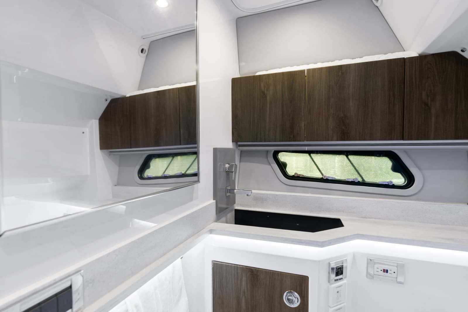 2021 Formula 430 All Sport Crossover - Photo 58