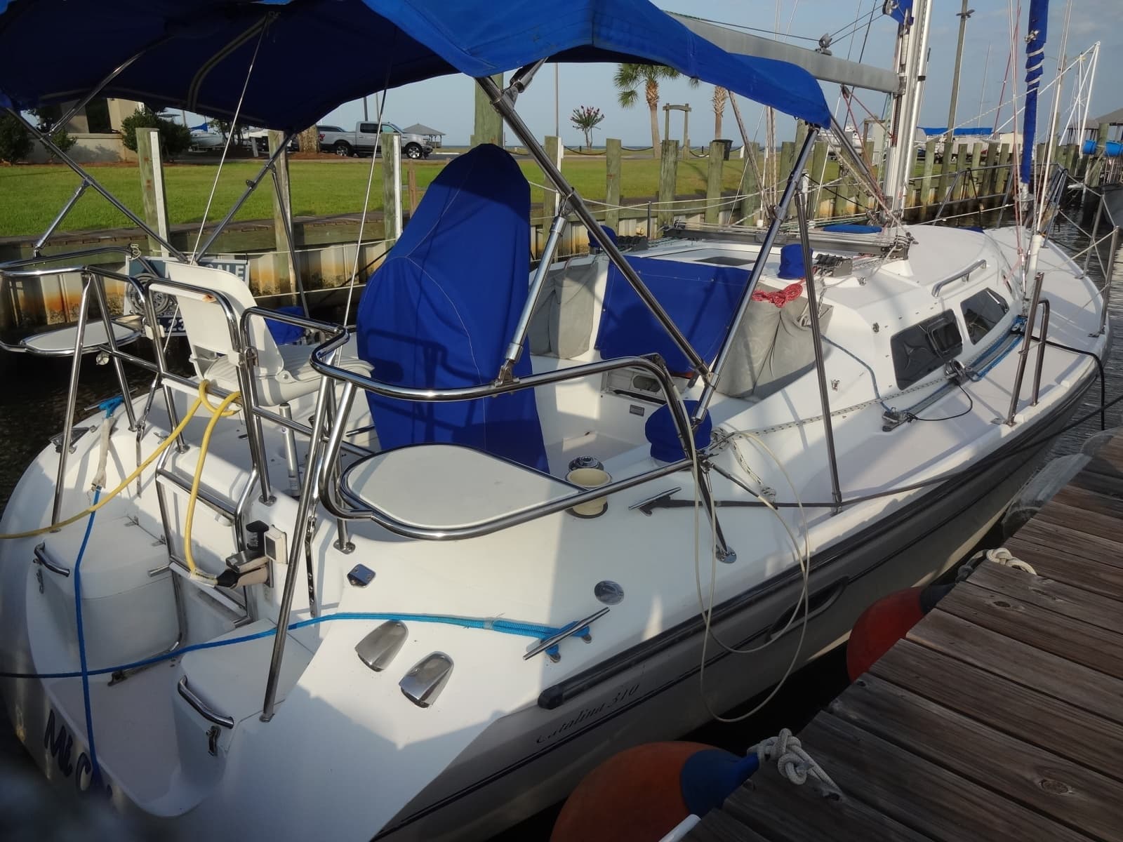 2002 Catalina 310 - Photo 1