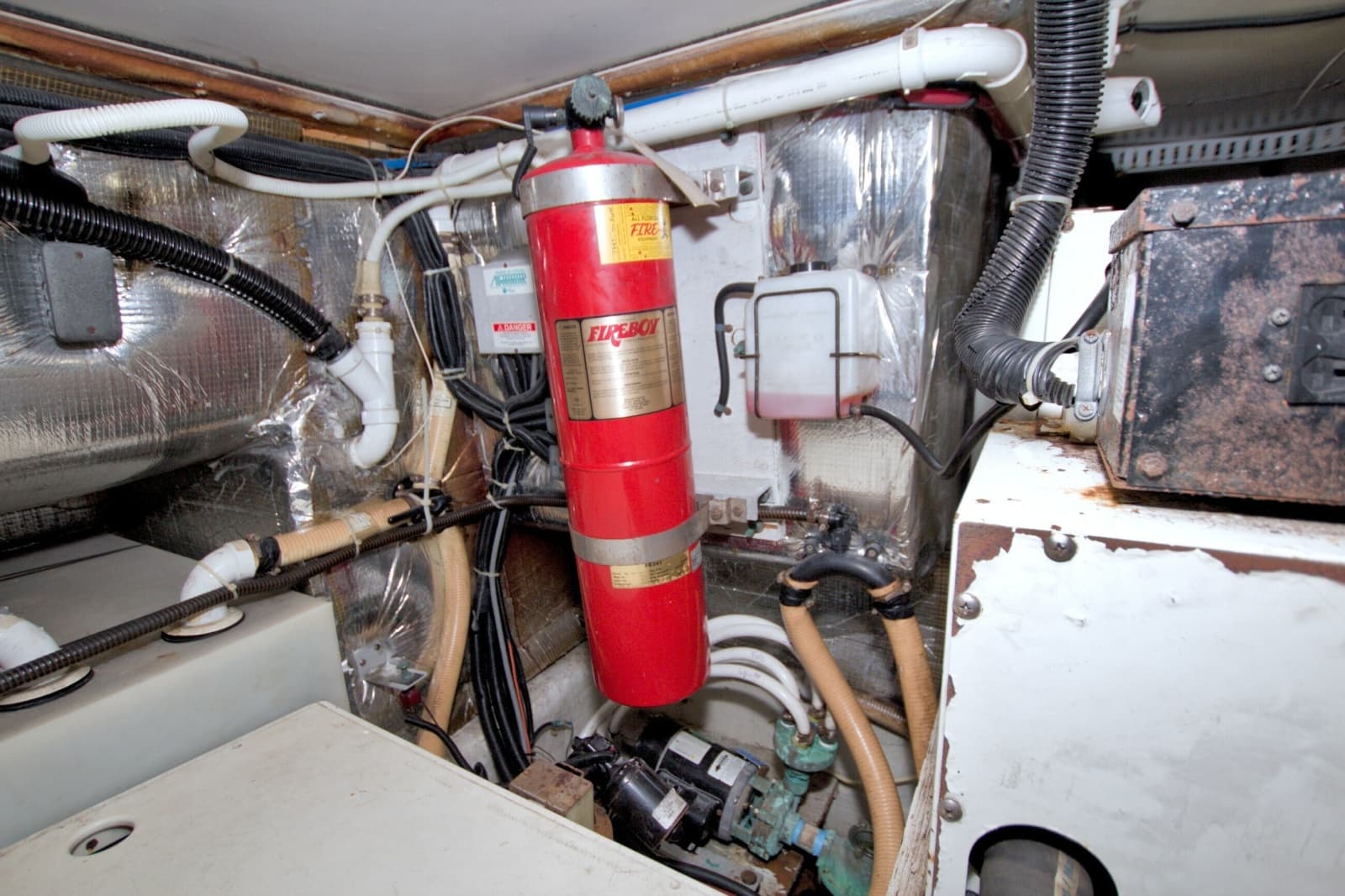 2001 Carver 466 Motor Yacht - Photo 95