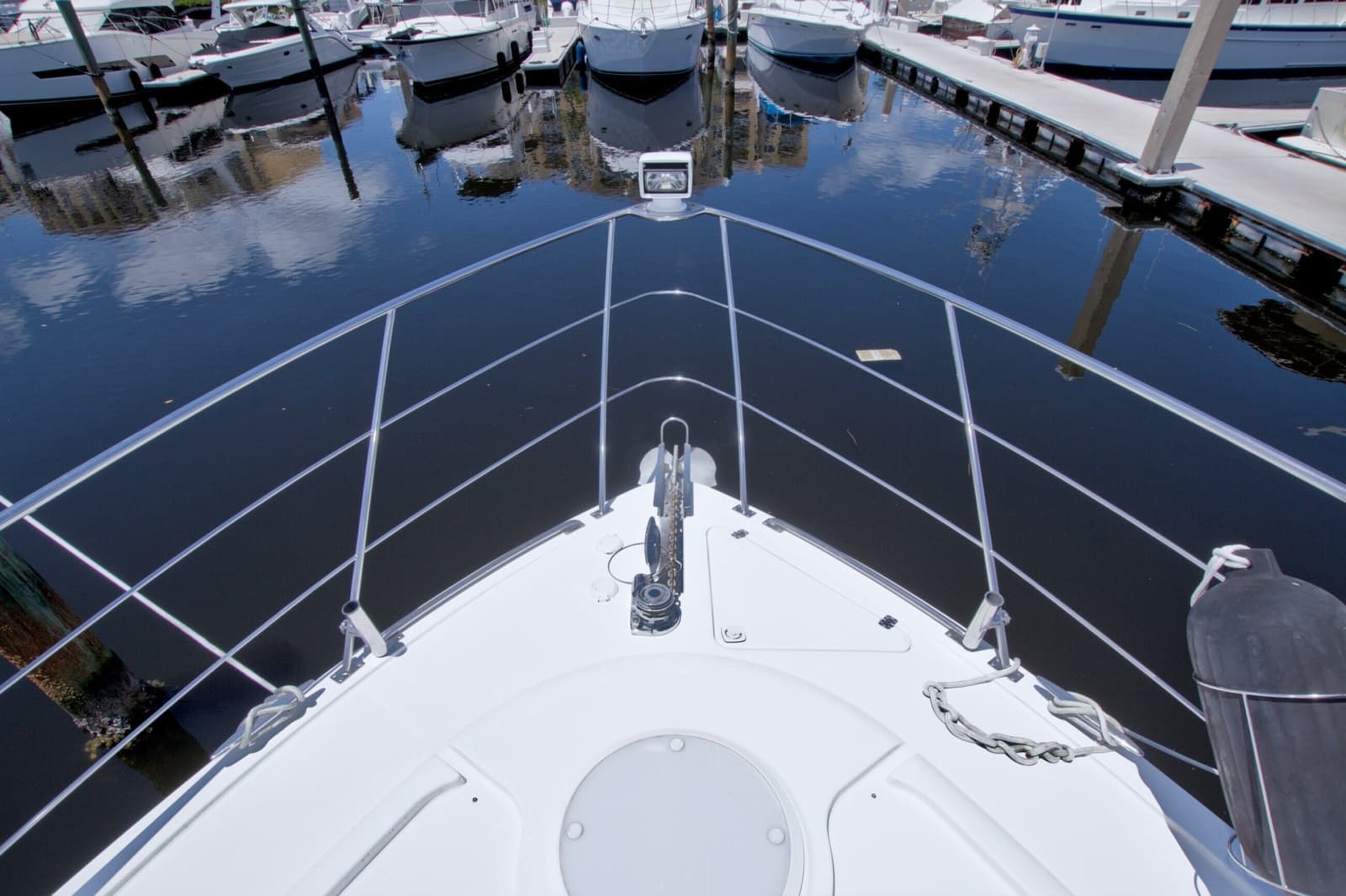 2001 Carver 466 Motor Yacht - Photo 23