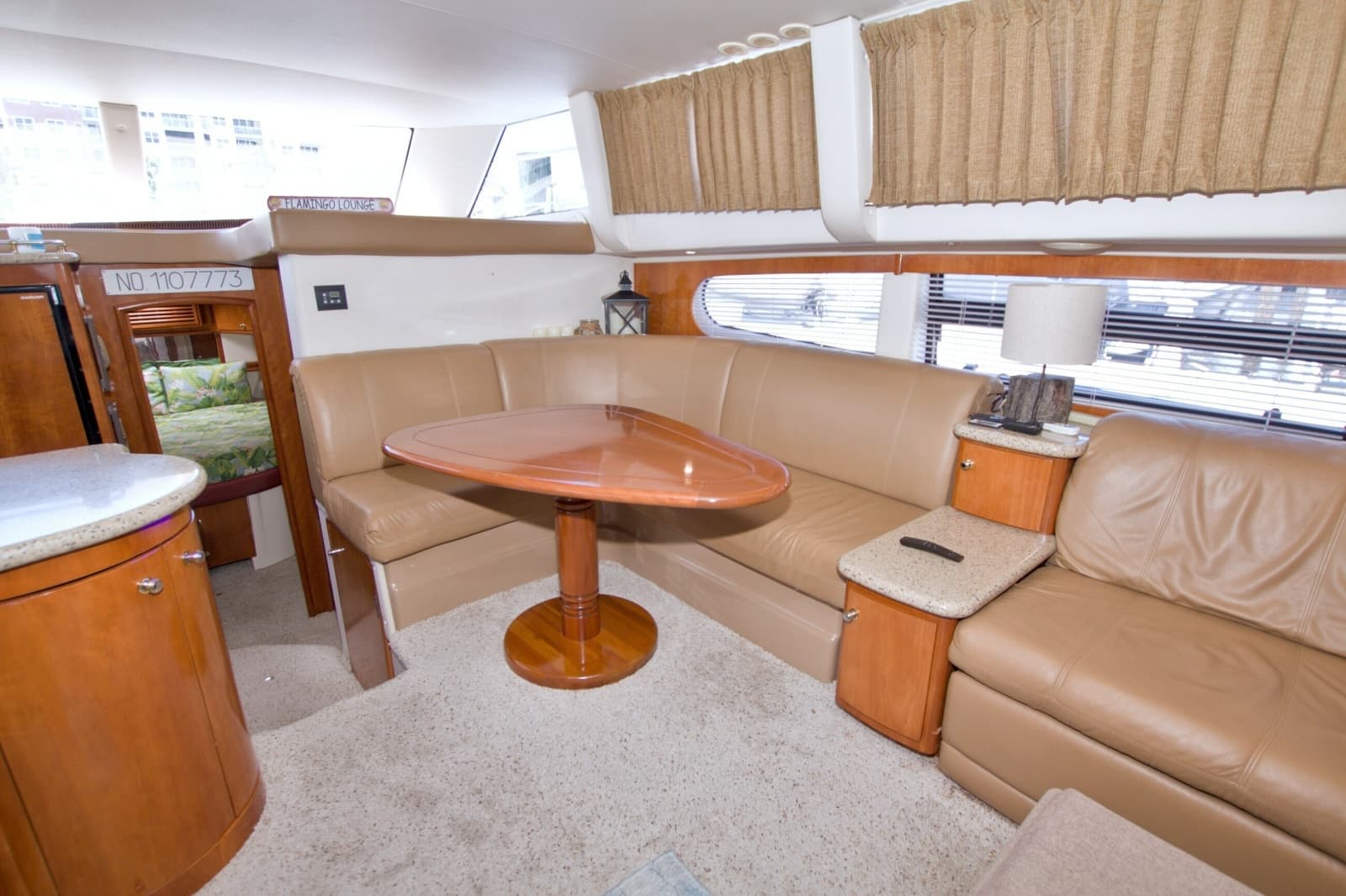 2001 Carver 466 Motor Yacht - Photo 44