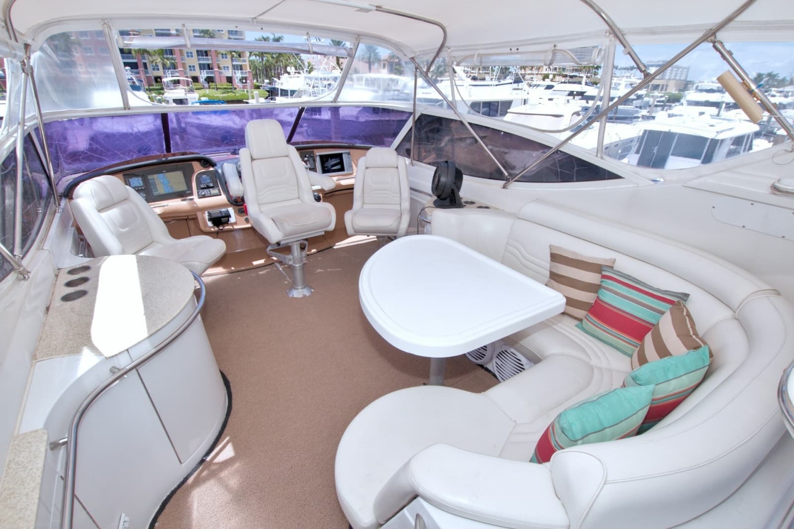 2001 Carver 466 Motor Yacht - Photo 29