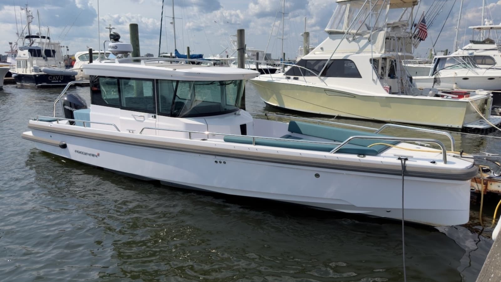 2023 Axopar 28 Cabin - Photo 1