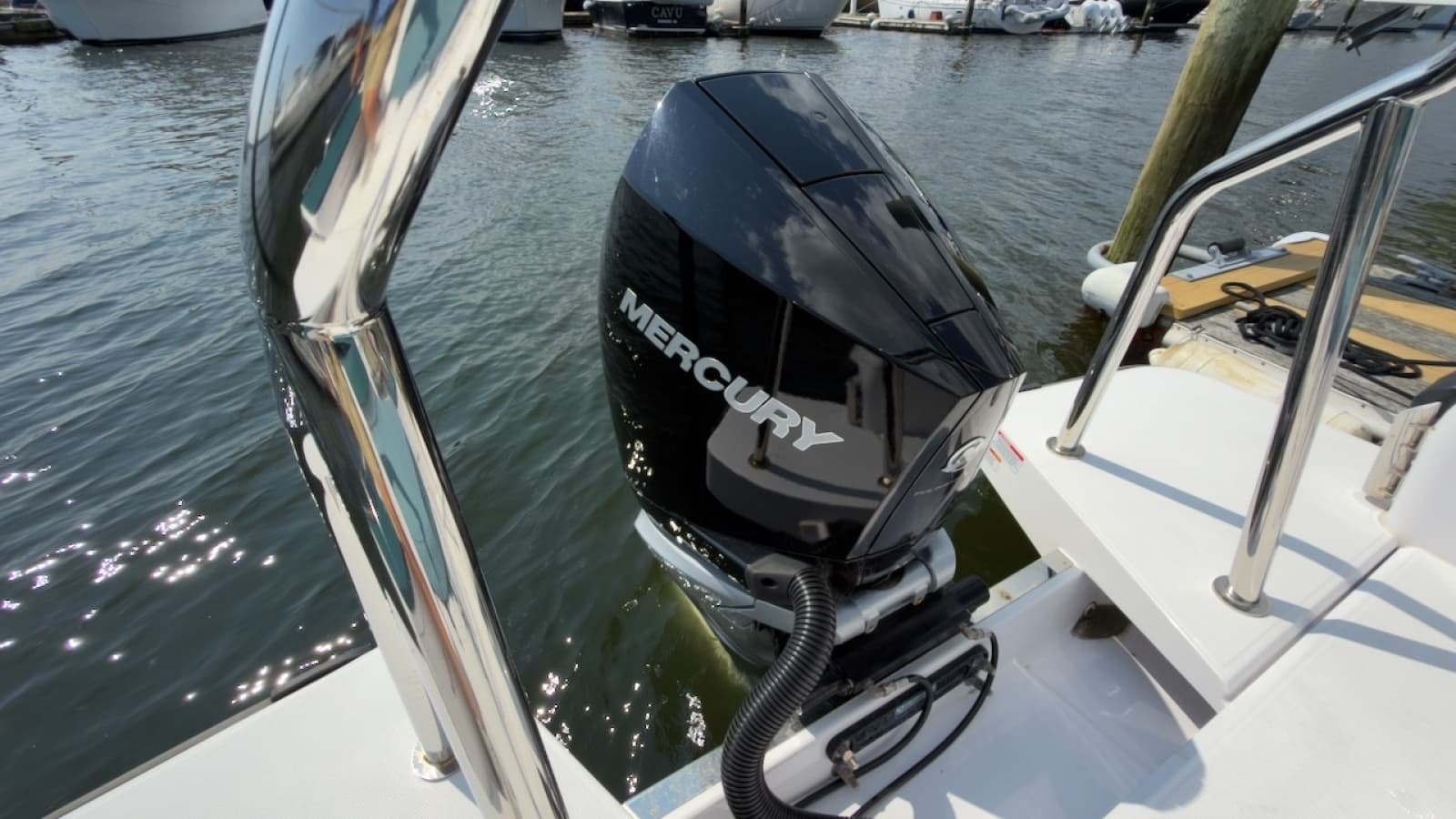 2023 Axopar 28 Cabin - Photo 47