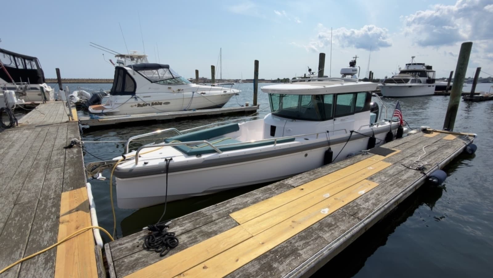 2023 Axopar 28 Cabin - Photo 5