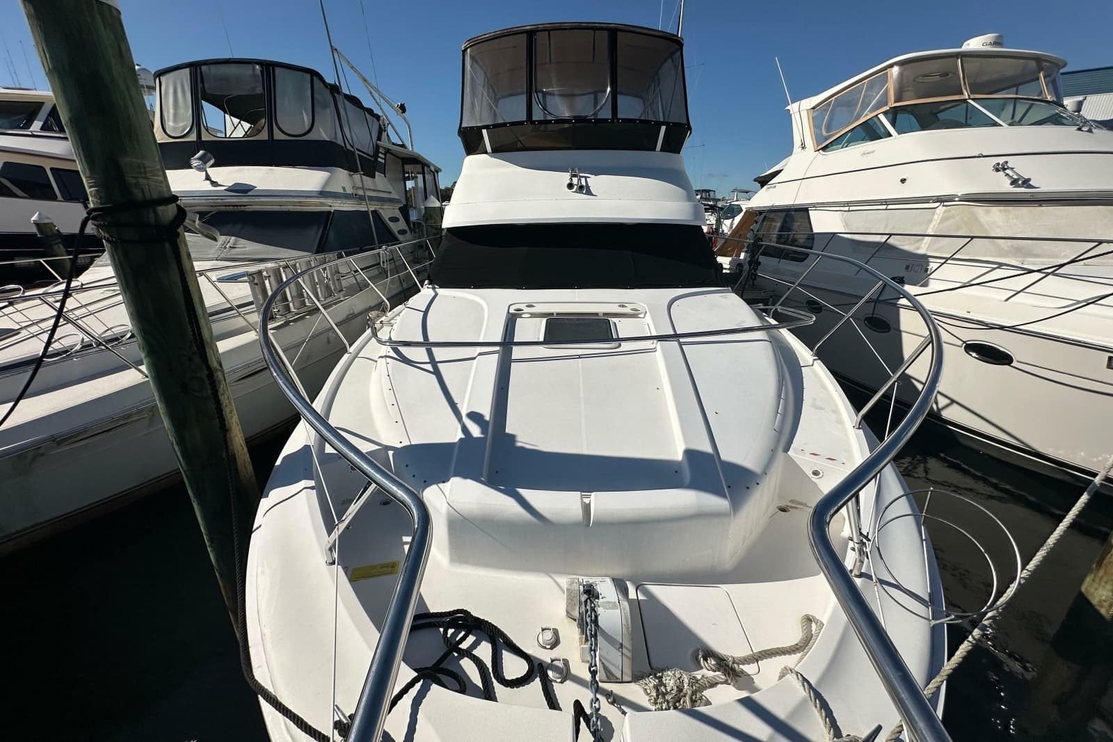 1999 Silverton 442 Cockpit Motor Yacht - Photo 1