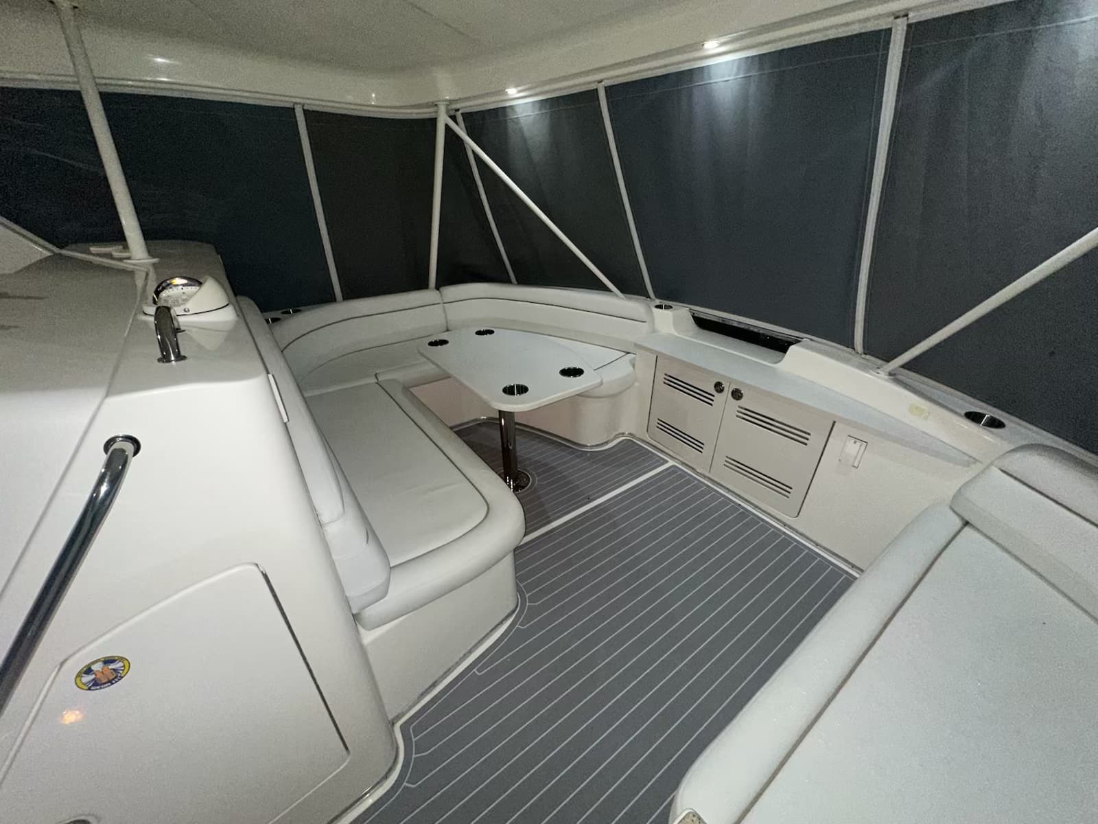 2006 Silverton 50 Convertible - Photo 19