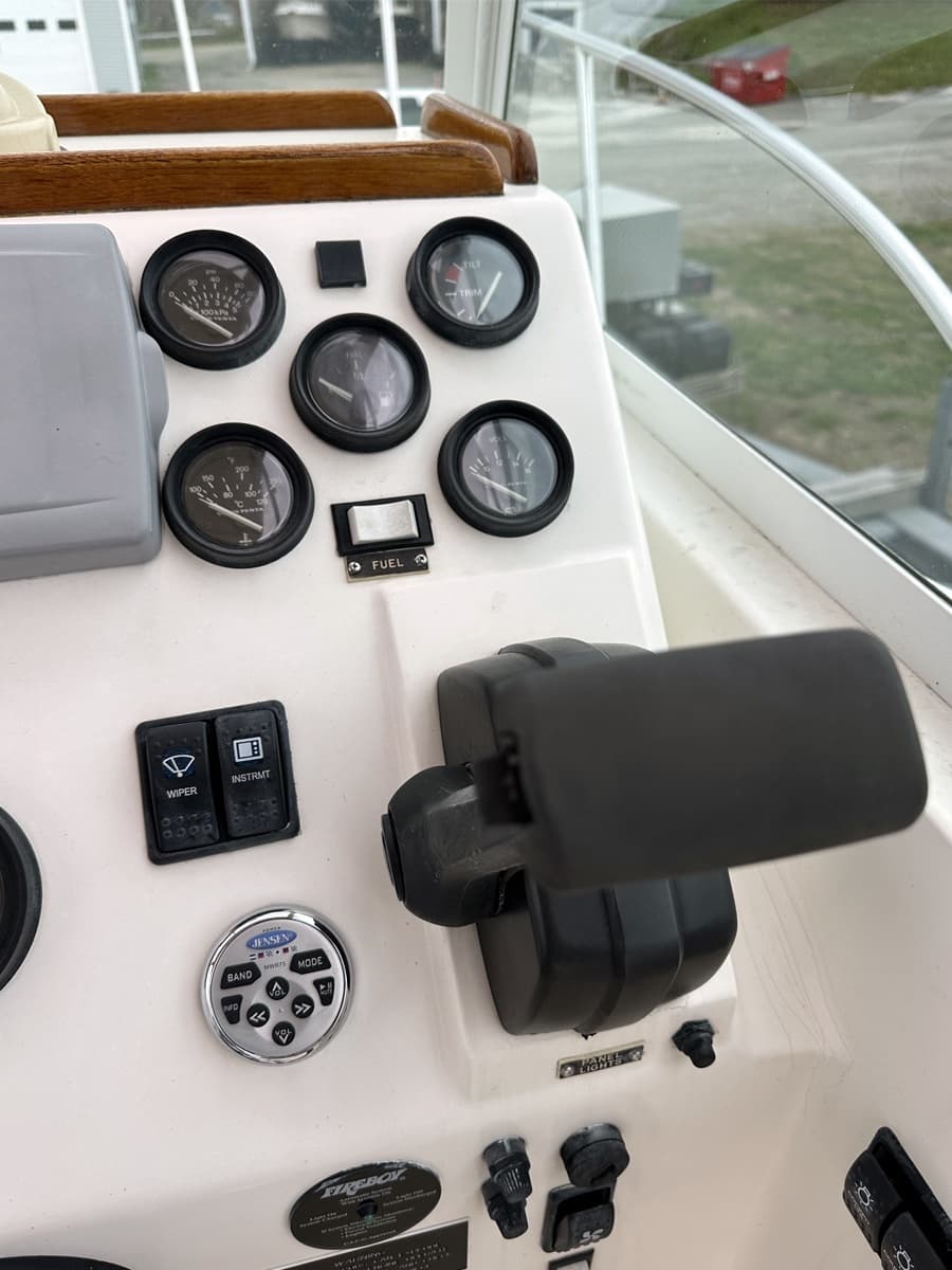 2003 Hunt Yachts Surfhunter 25 - Photo 20