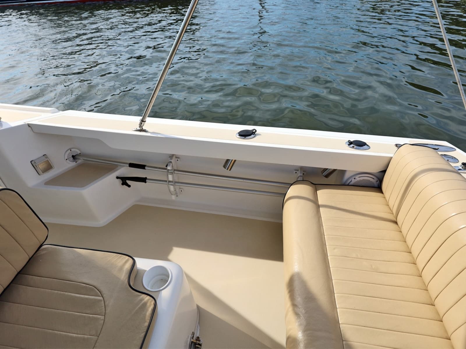 2003 Hunt Yachts Surfhunter 25 - Photo 11
