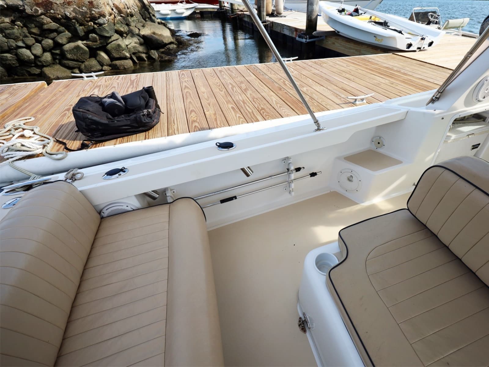 2003 Hunt Yachts Surfhunter 25 - Photo 12