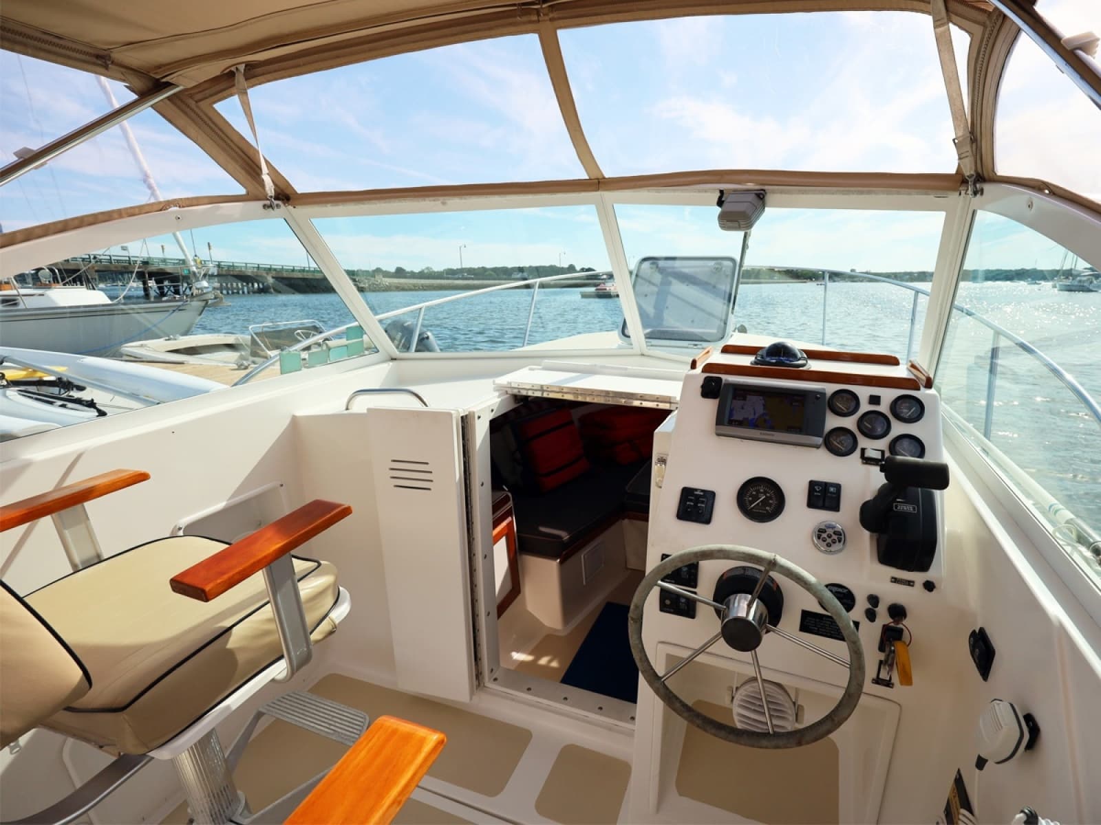 2003 Hunt Yachts Surfhunter 25 - Photo 15