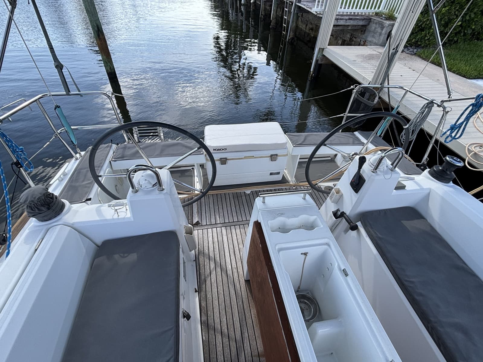 2015 Beneteau Oceanis 35 - Photo 18