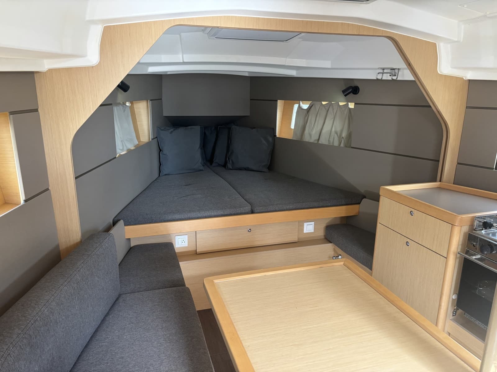 2015 Beneteau Oceanis 35 - Photo 7