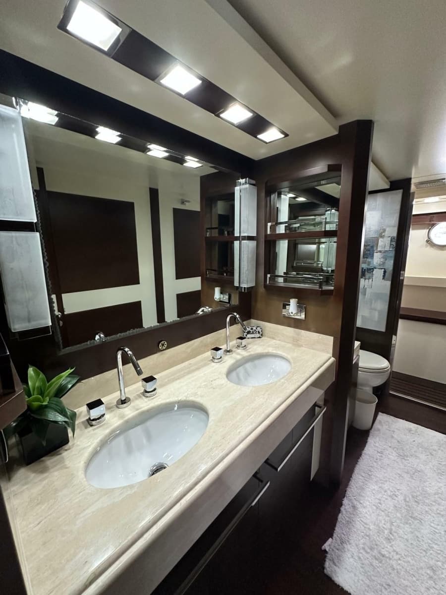 2010 Azimut  - Photo 16