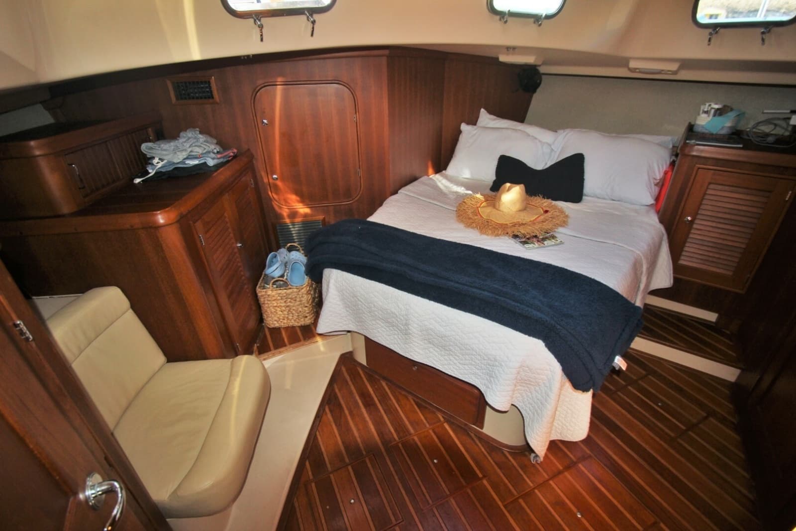 2008 Island Packet 465 - Photo 22