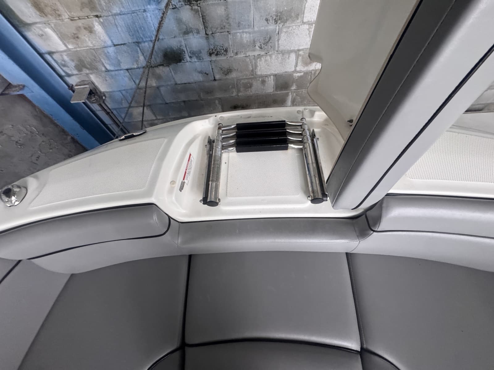 2016 Sea Ray 270 Sundeck - Photo 12