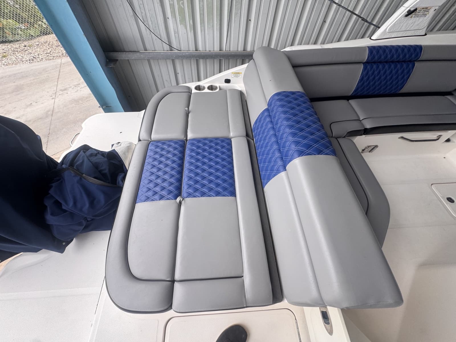 2016 Sea Ray 270 Sundeck - Photo 4
