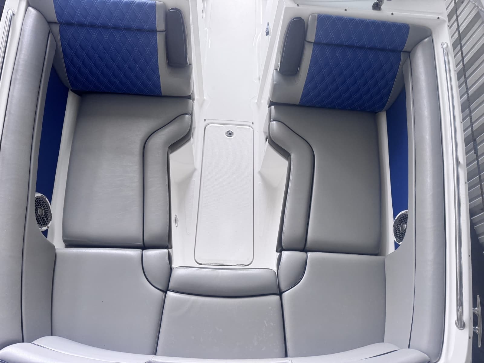 2016 Sea Ray 270 Sundeck - Photo 13