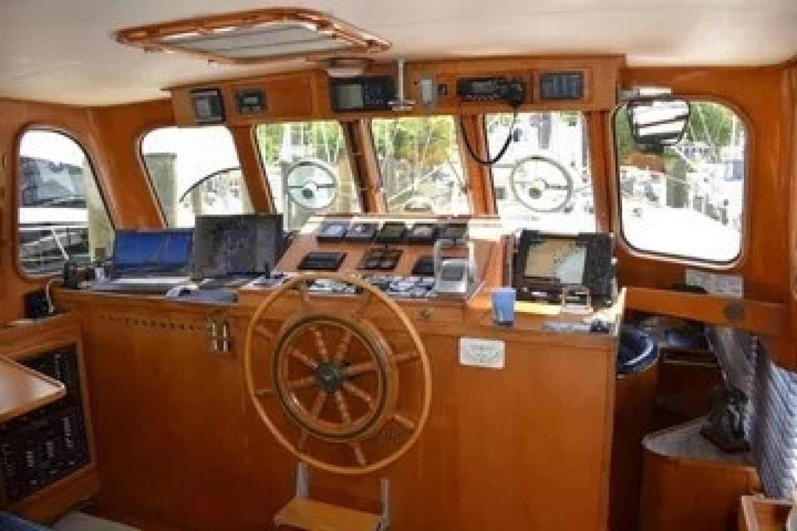 1980 Cheoy Lee Motorsailer - Photo 28