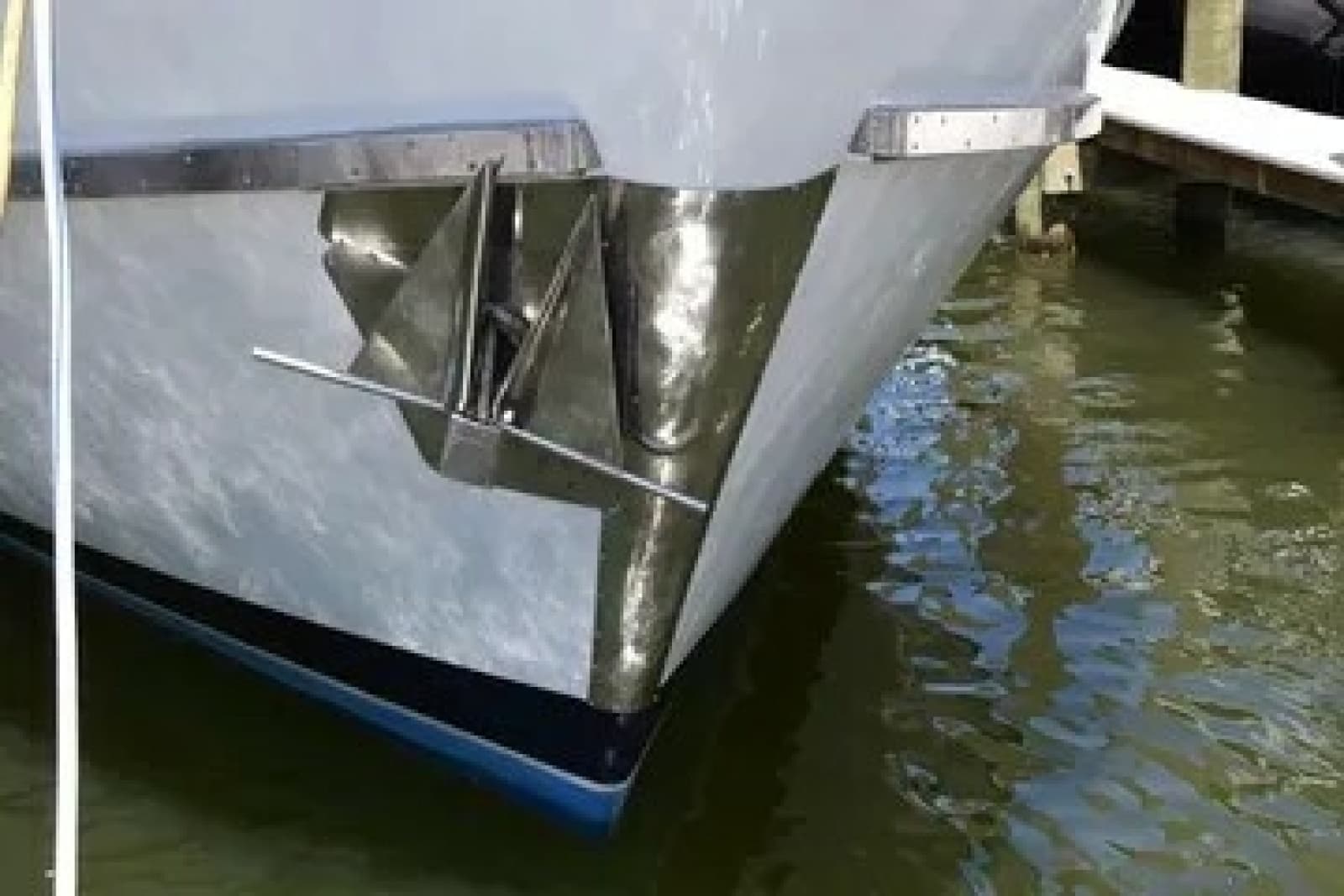 1980 Cheoy Lee Motorsailer - Photo 6