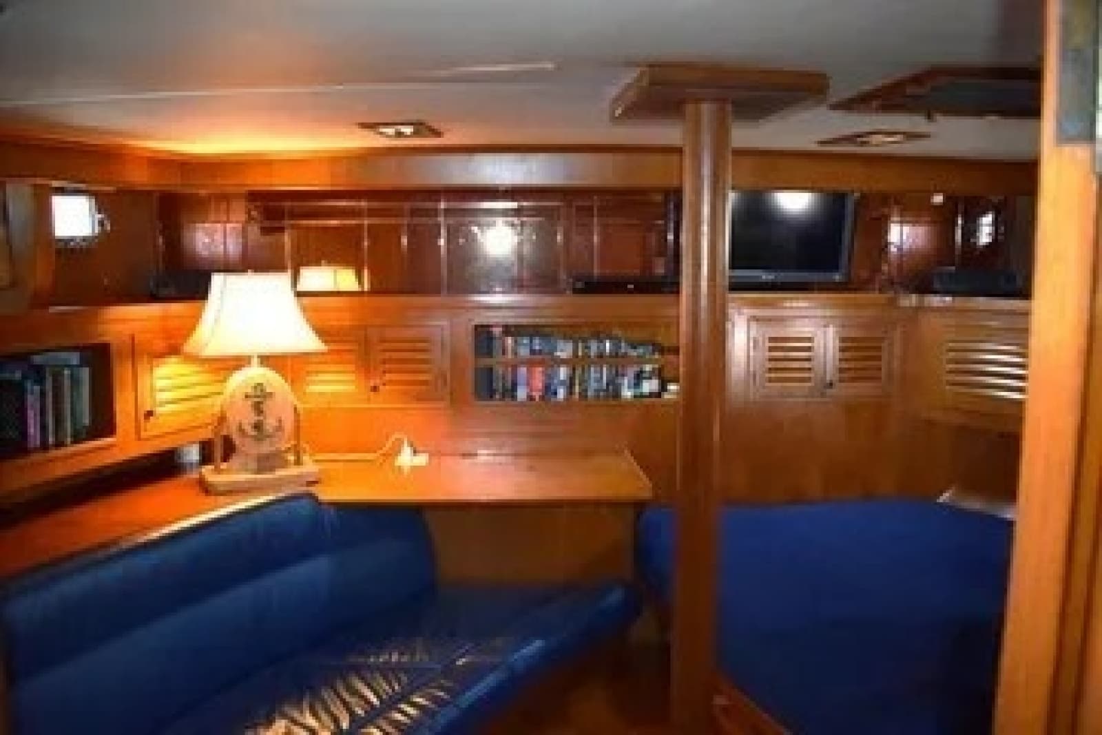 1980 Cheoy Lee Motorsailer - Photo 38