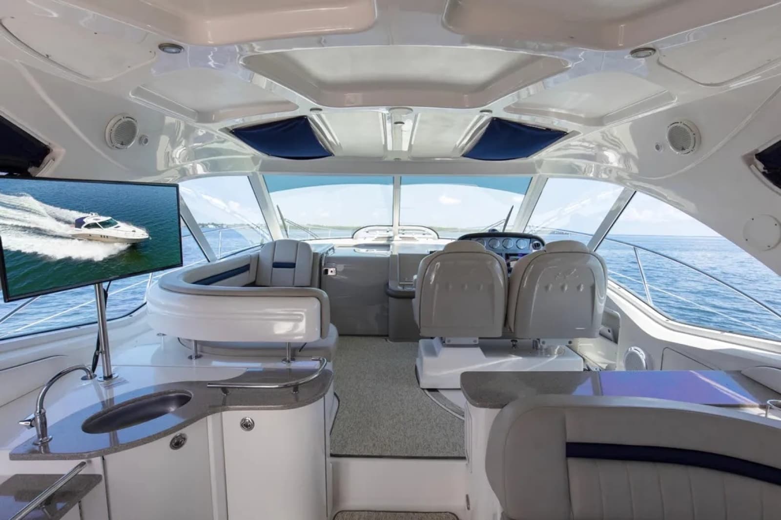 2006 Sea Ray 48 Sundancer - Photo 18