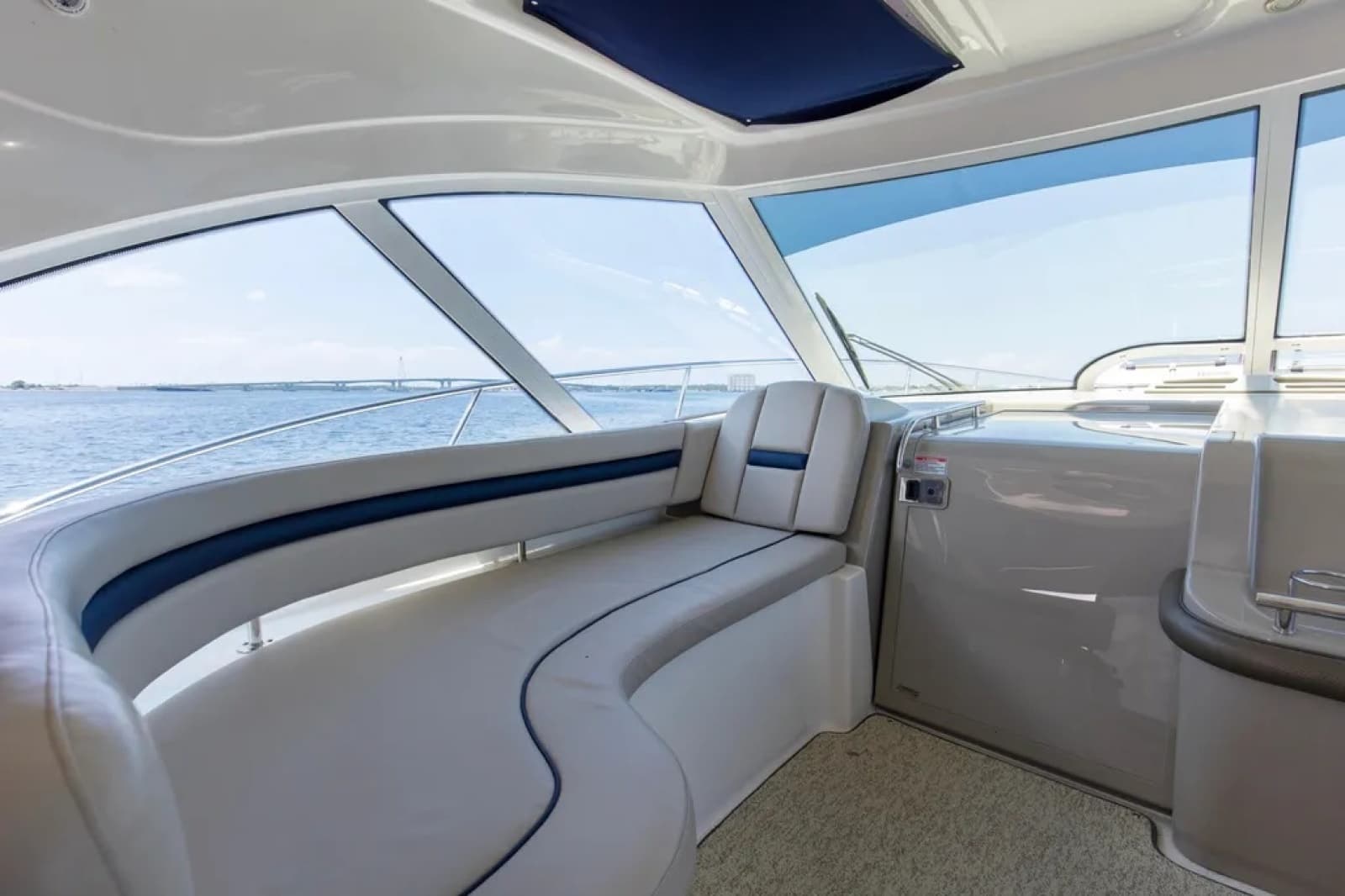 2006 Sea Ray 48 Sundancer - Photo 14