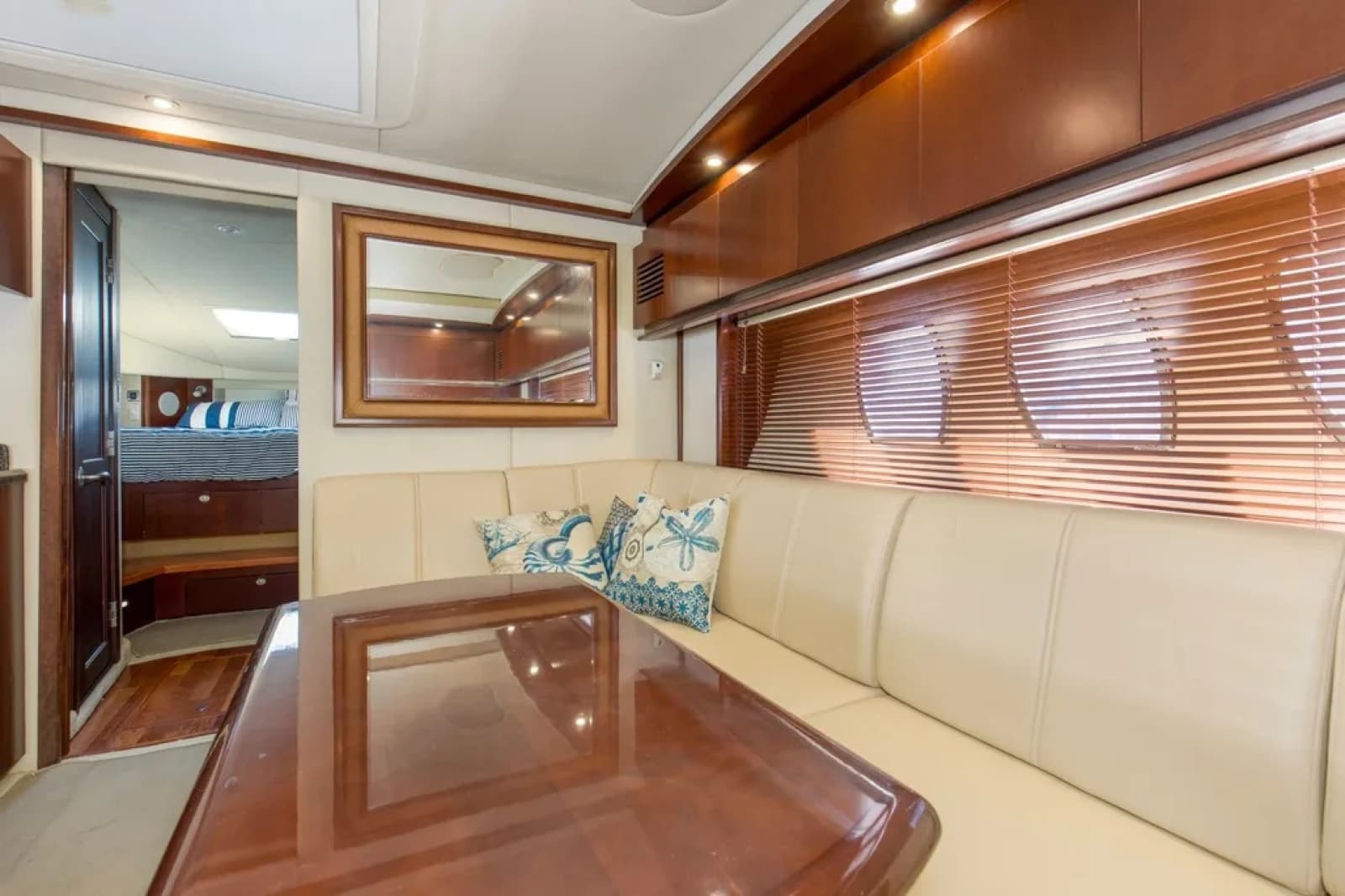 2006 Sea Ray 48 Sundancer - Photo 25