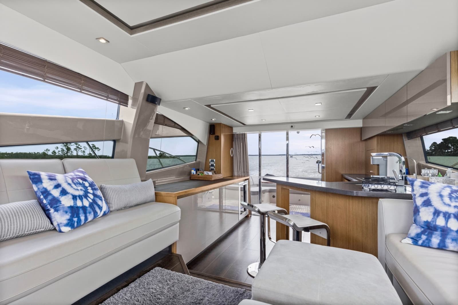 2018 Sea Ray L 550 - Photo 11