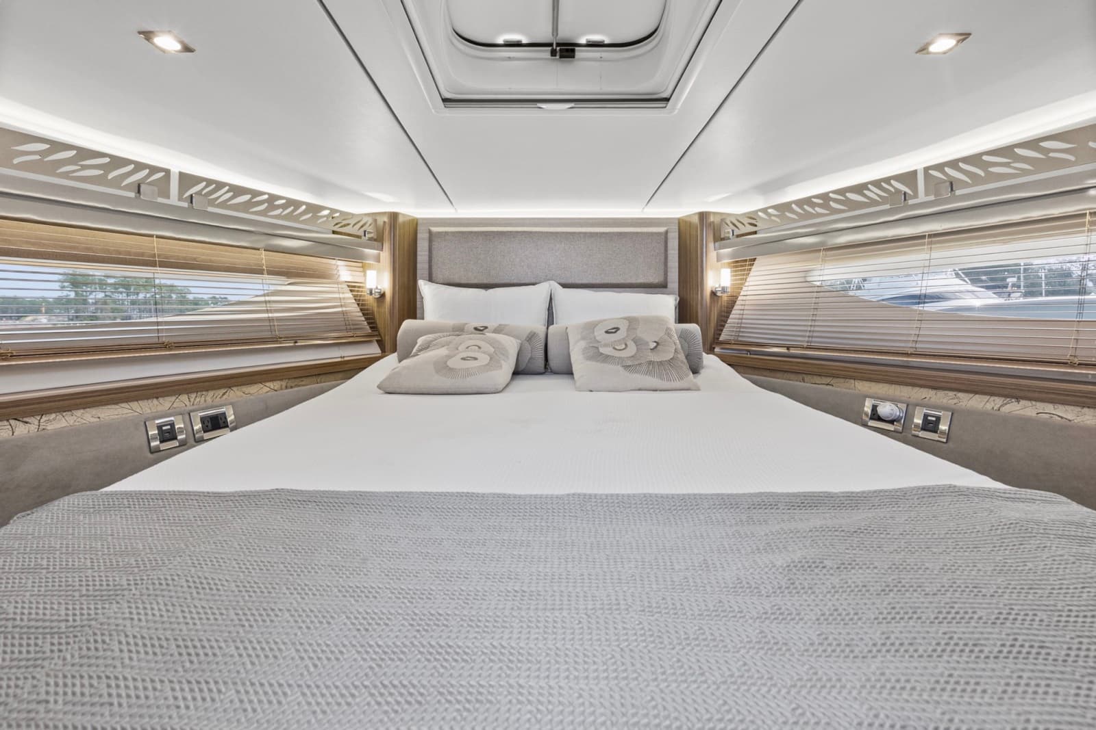 2018 Sea Ray L 550 - Photo 22