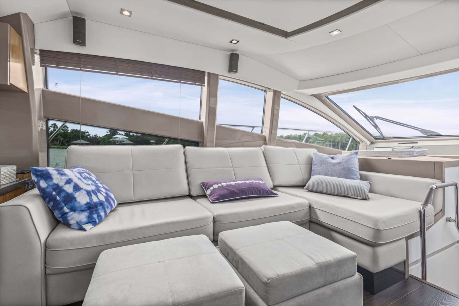 2018 Sea Ray L 550 - Photo 12