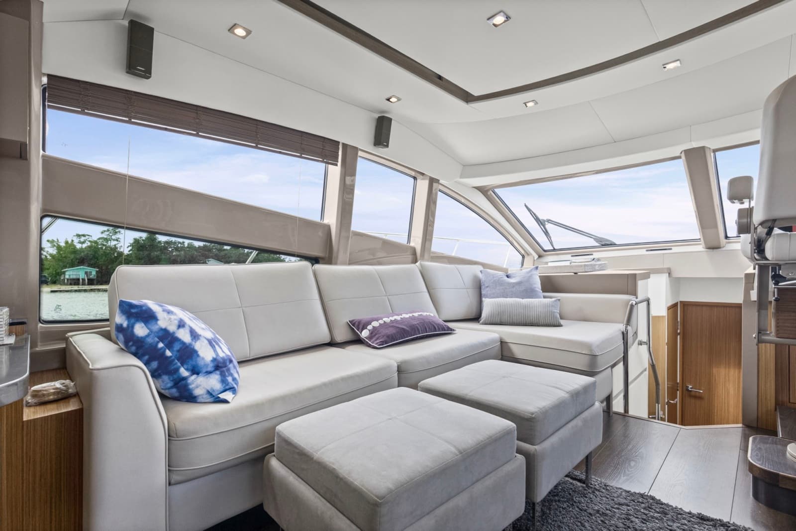 2018 Sea Ray L 550 - Photo 10