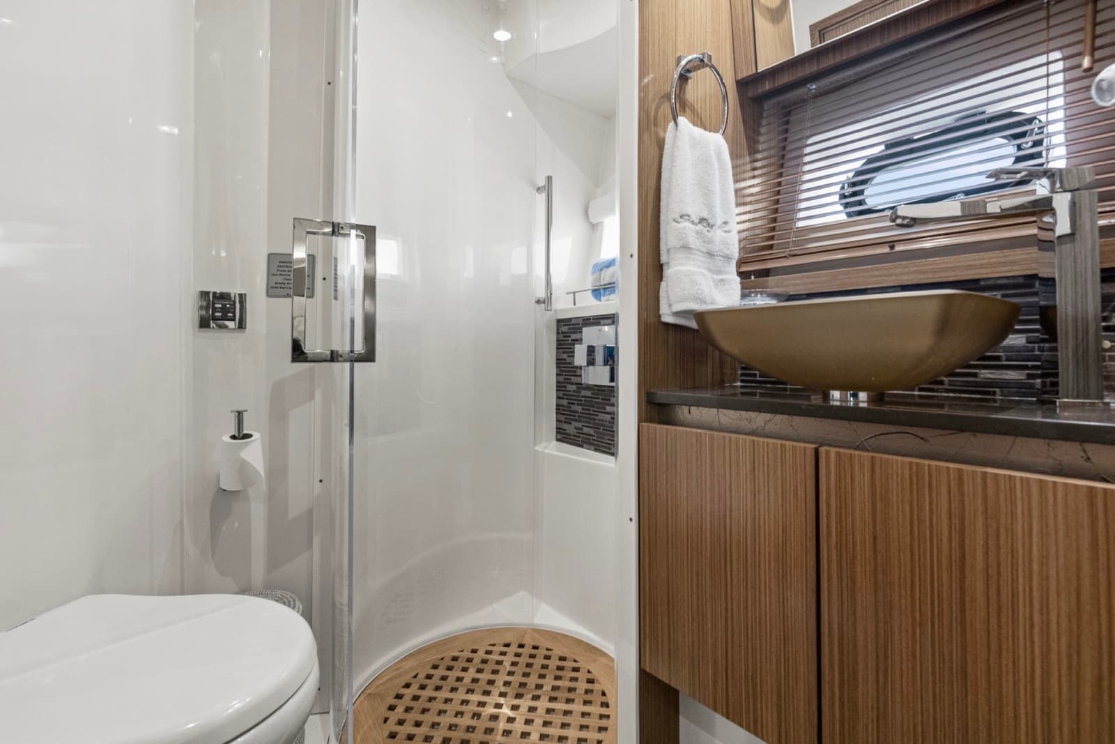 2018 Sea Ray L 550 - Photo 24