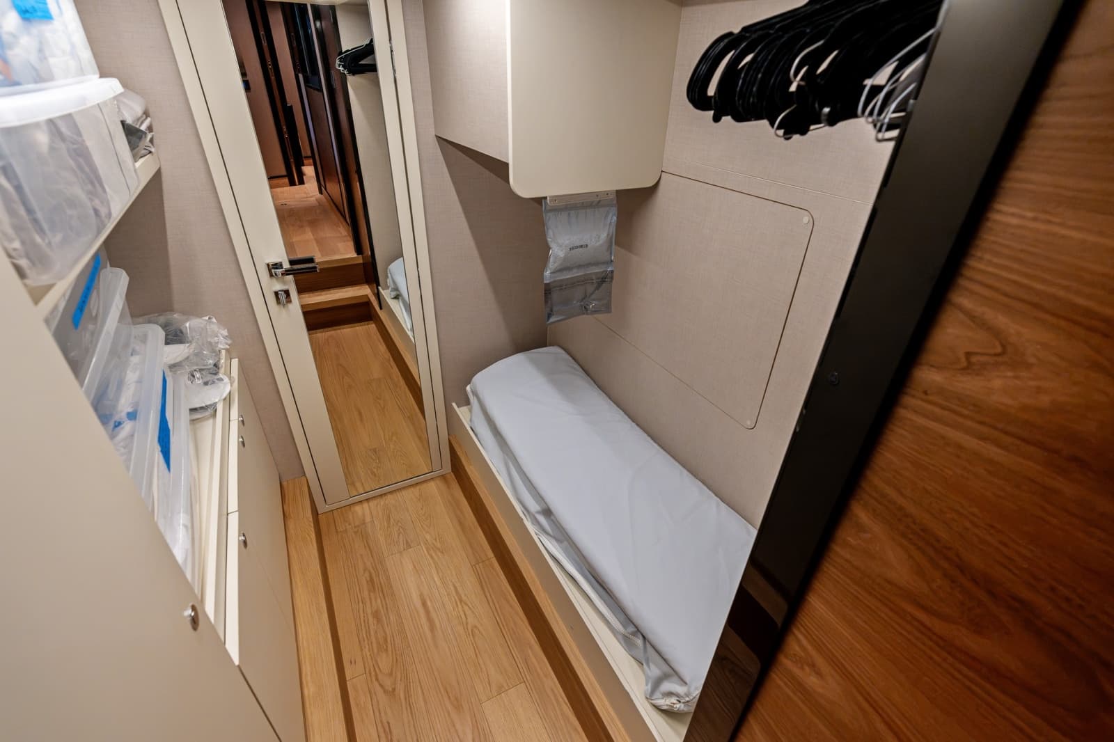 2023 Absolute Navetta 75 - Photo 90