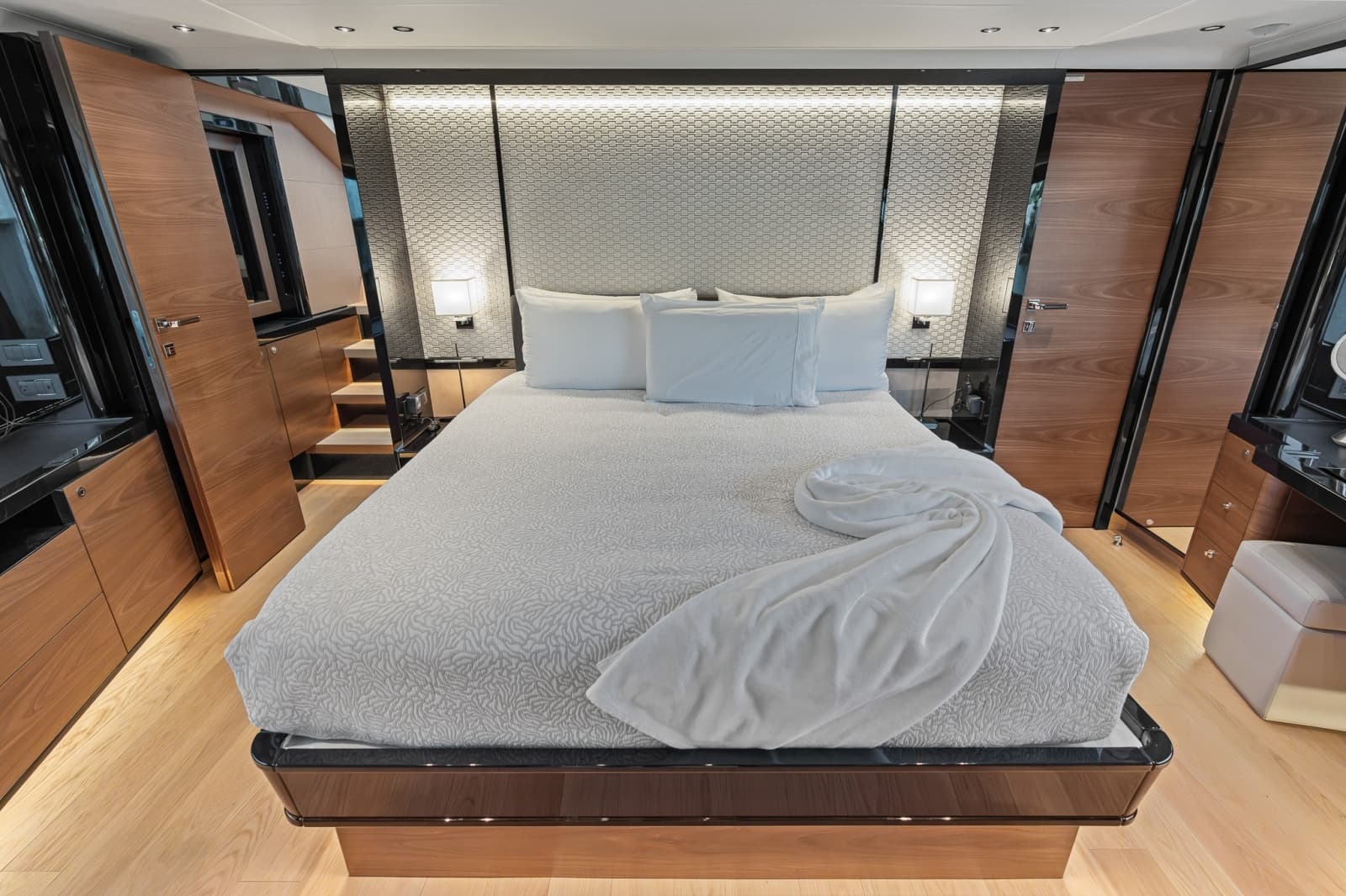 2023 Absolute Navetta 75 - Photo 61