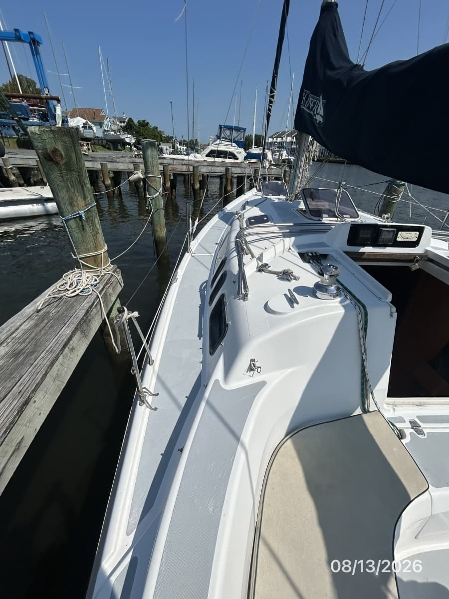 1995 Hunter 336 - Photo 9
