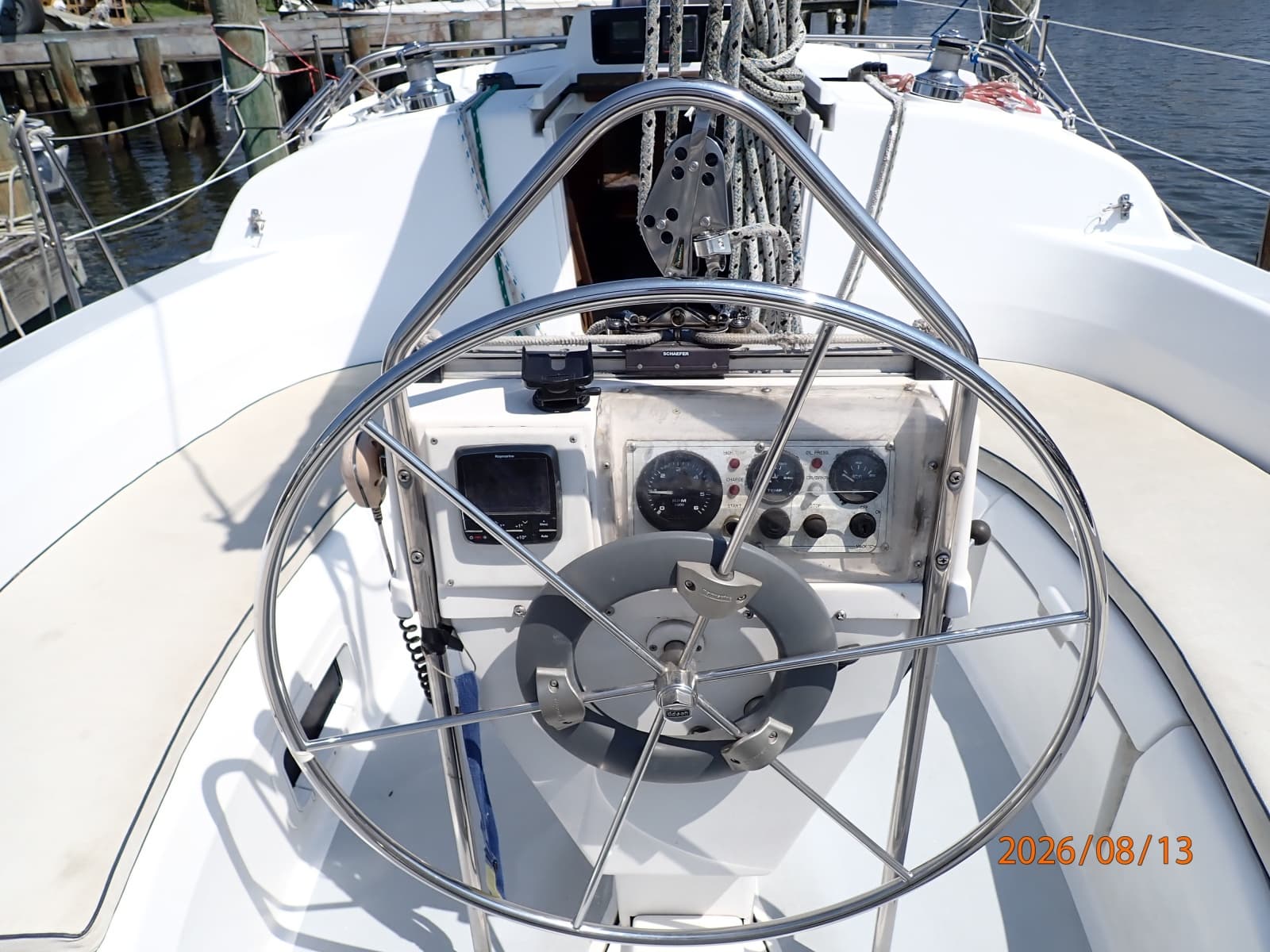 1995 Hunter 336 - Photo 21