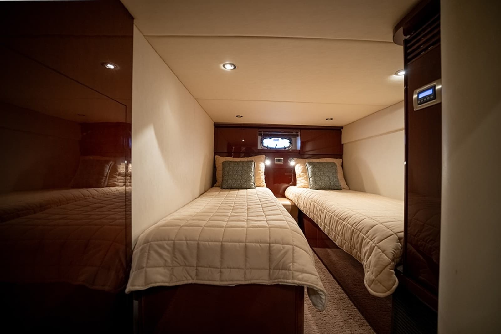2008 Sea Ray 48 Sundancer - Photo 33