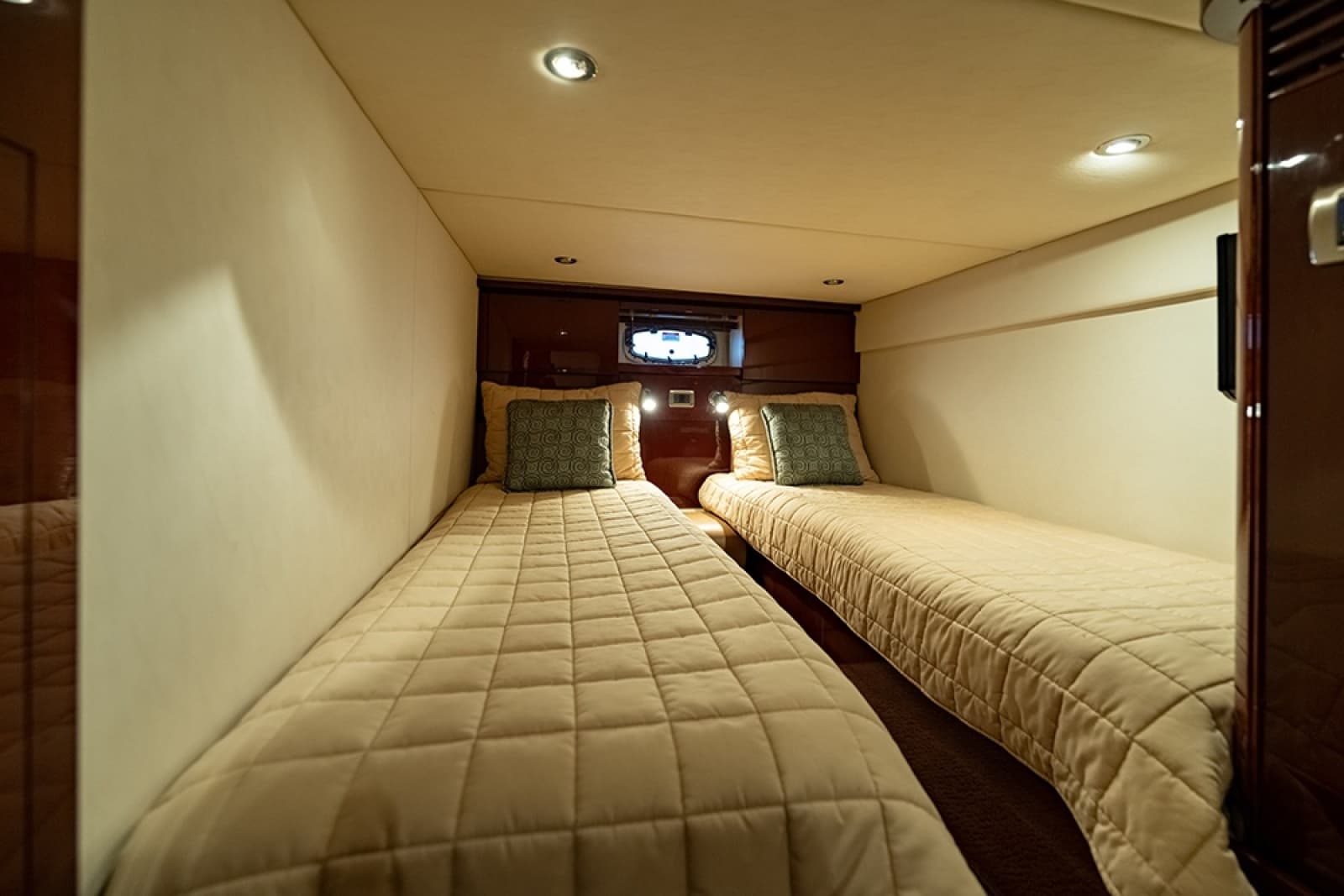2008 Sea Ray 48 Sundancer - Photo 34
