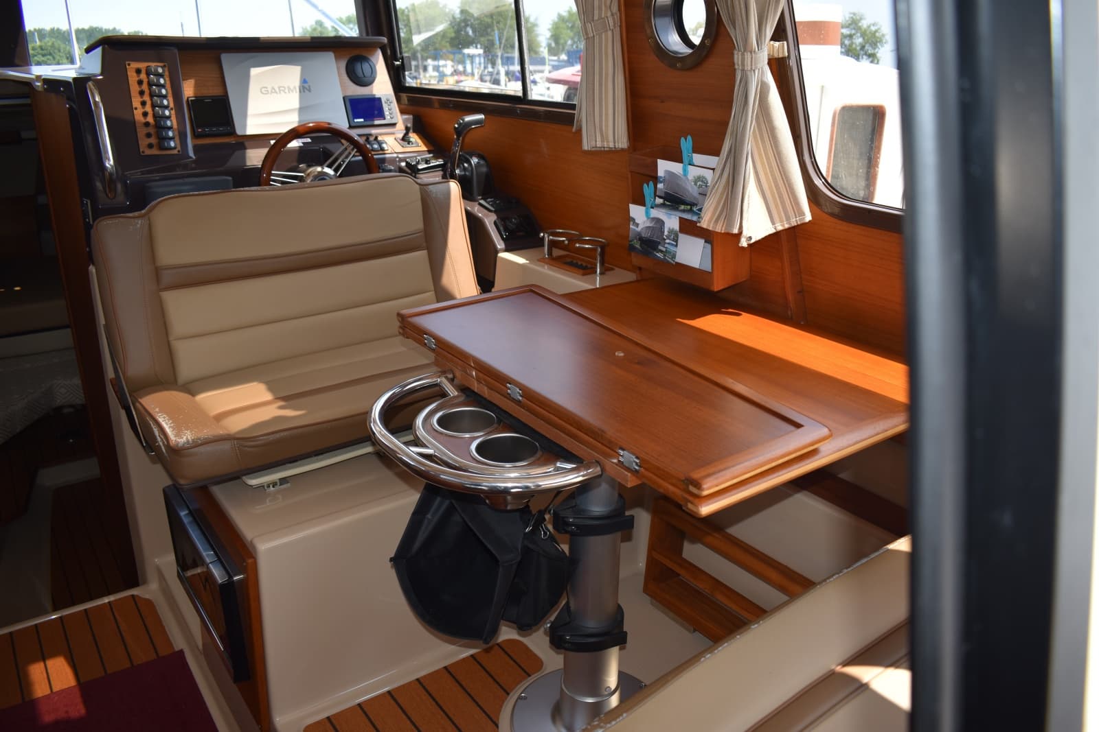 2019 Ranger Tugs R27LE - Photo 31