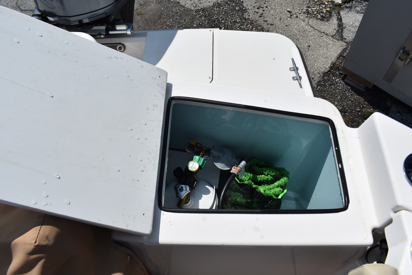 2019 Ranger Tugs R27LE - Photo 19