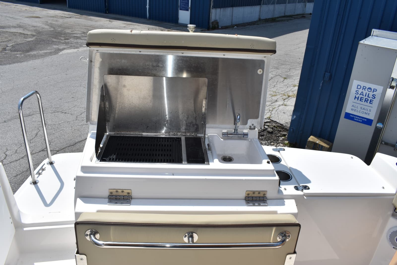 2019 Ranger Tugs R27LE - Photo 22